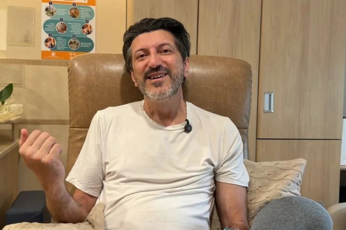 Lito Sousa volta as redes apos alta e revela mudanca
