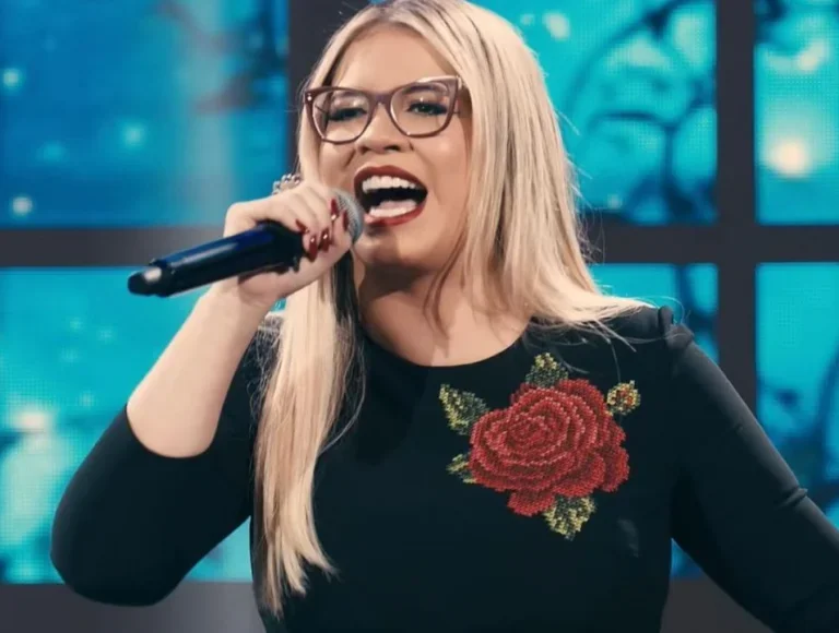 Marília Mendonça gravou música sobre avião antes de acidente, revela Leo Dias