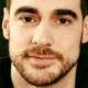 Nome de ator Arnaud Denis tem pico de buscas.webp