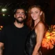 Pedro Scooby e Cintia Dicker terminam relacionamento de sete.webp
