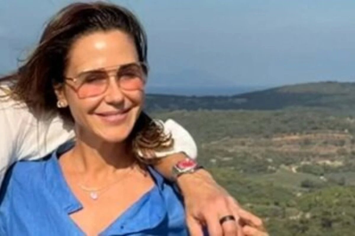 Quem e Aos 52 Guilhermina Guinle surge ao lado do