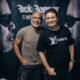 Renner quebra o silencio apos helicoptero com Rick desaparecer em