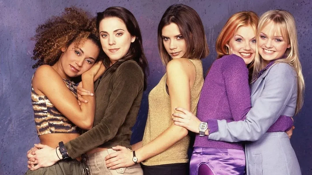 Reuniao das Spice Girls Fas especulam retorno apos novo.webp