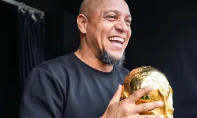 Roberto Carlos revela que perdeu 99 do dinheiro que ganhou.webp