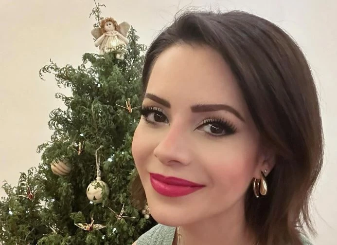 Sandy desabafa sobre ataques por nao mostrar o rosto.webp