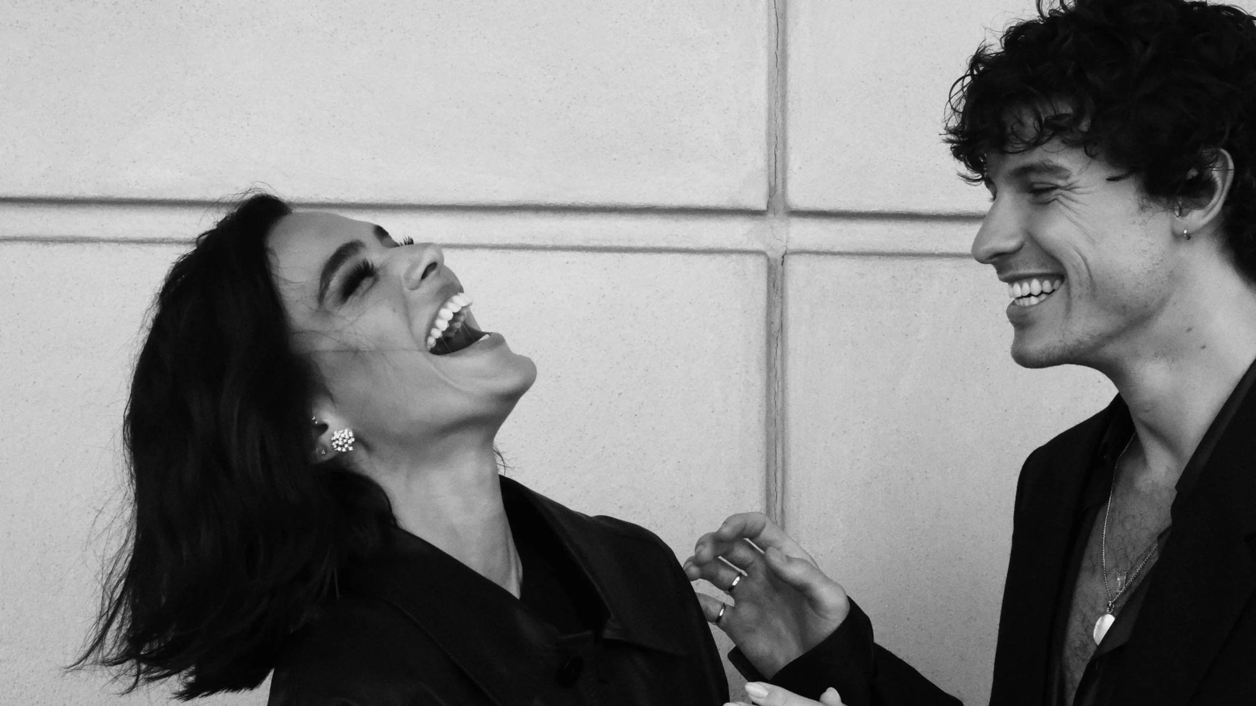 Shawn Mendes diz que esta construindo uma vida com.webp