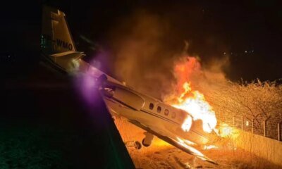 Video mostra aviao de cantor Rey Vaqueiro pegando fogo apos